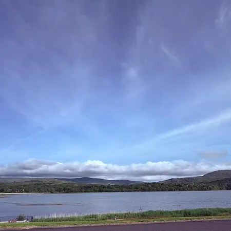 Vakantiehuis With View Of Bay Estuary