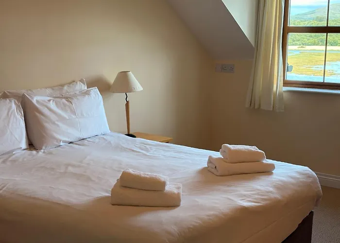 With View Of Bay Estuary Dom wakacyjny